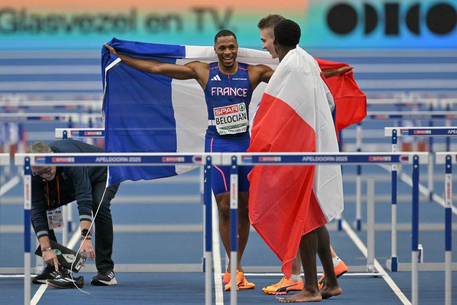 Les Français Wilhem Belocian et Just Kwaou-Mathey ont décroché l'argent et le bronze du 60 m haies.