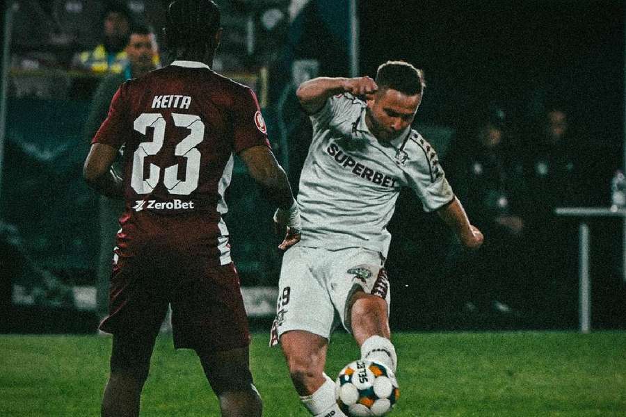 Duel din CFR Cluj vs Rapid București