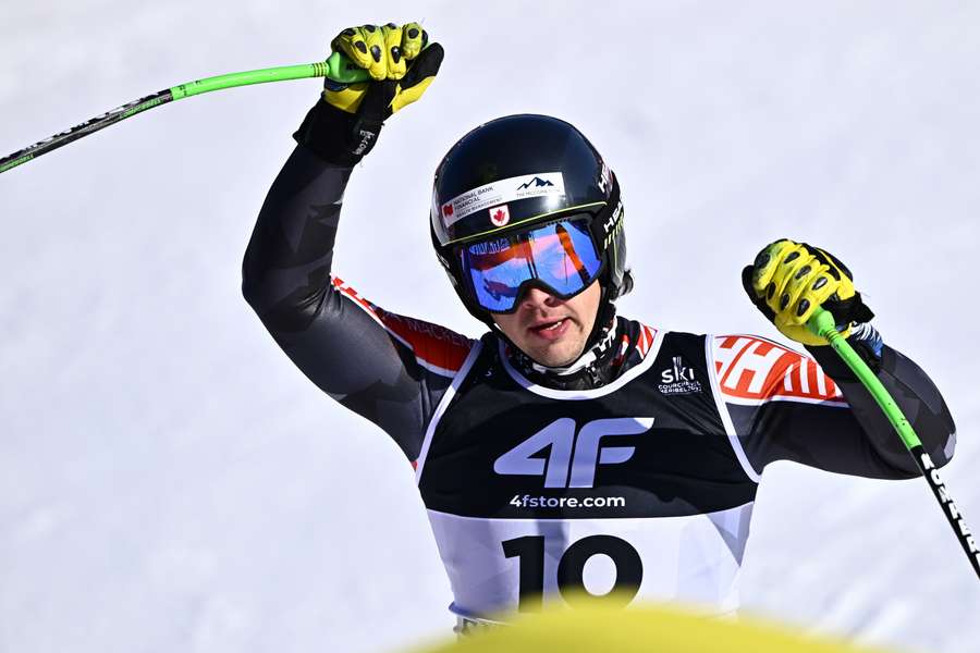 Crawford pakt wereldtitel op super-G met miniem verschil