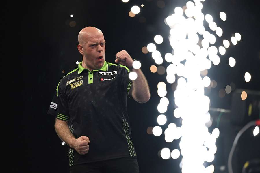 Van Gerwen celebrates after a great night in Leicester Van Gerwen celebrates after a great night in Leicester