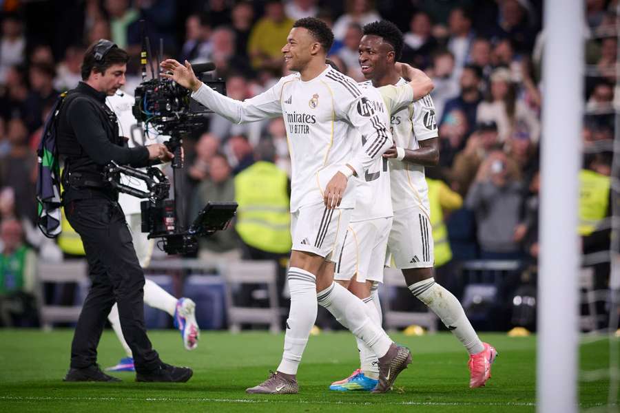 LIVE UCL: Real Madrid - Bayern Munchen și Sporting - Arsenal