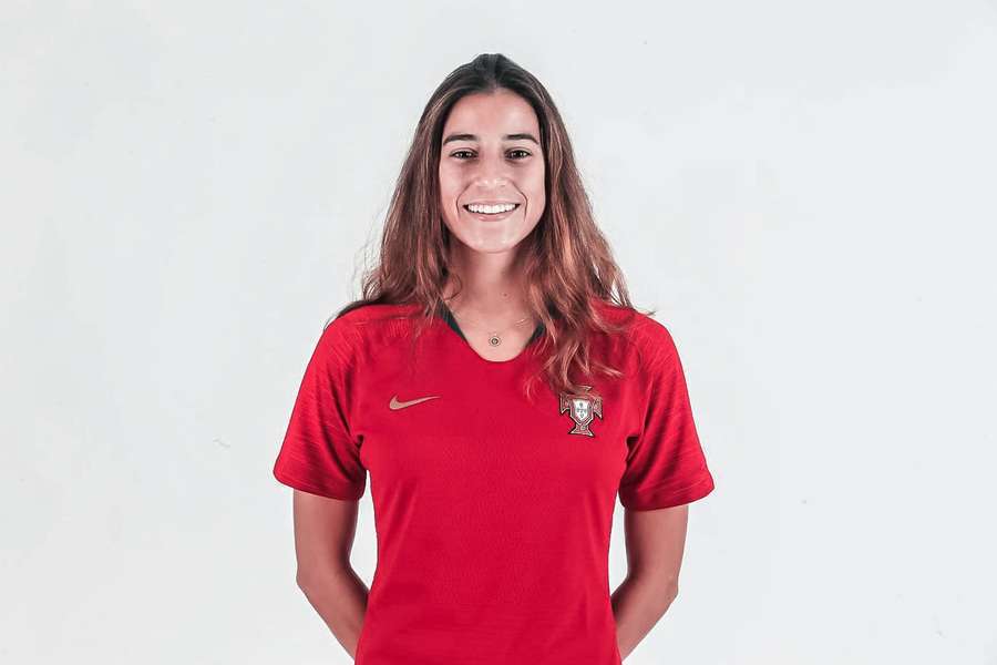 Sofia Carvalhinhos estreia-se nas convocadas da seleção de futsal