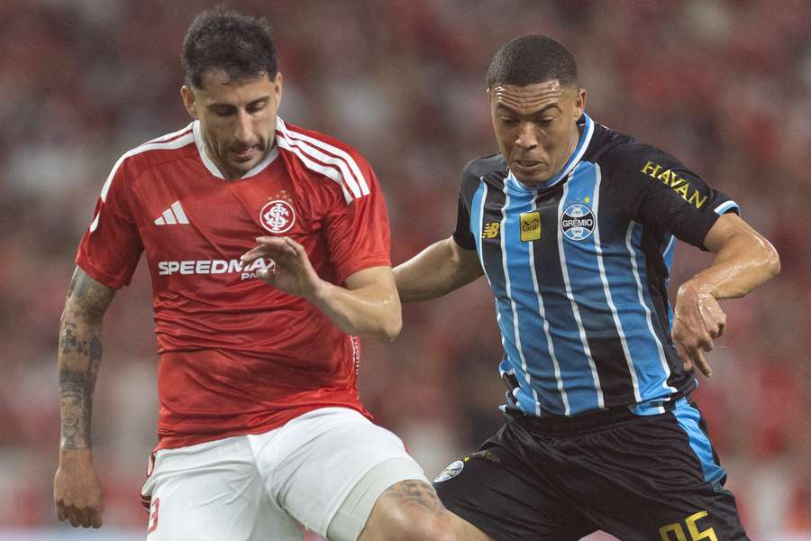 Inter e Grêmio empataram sem gols na casa colorada