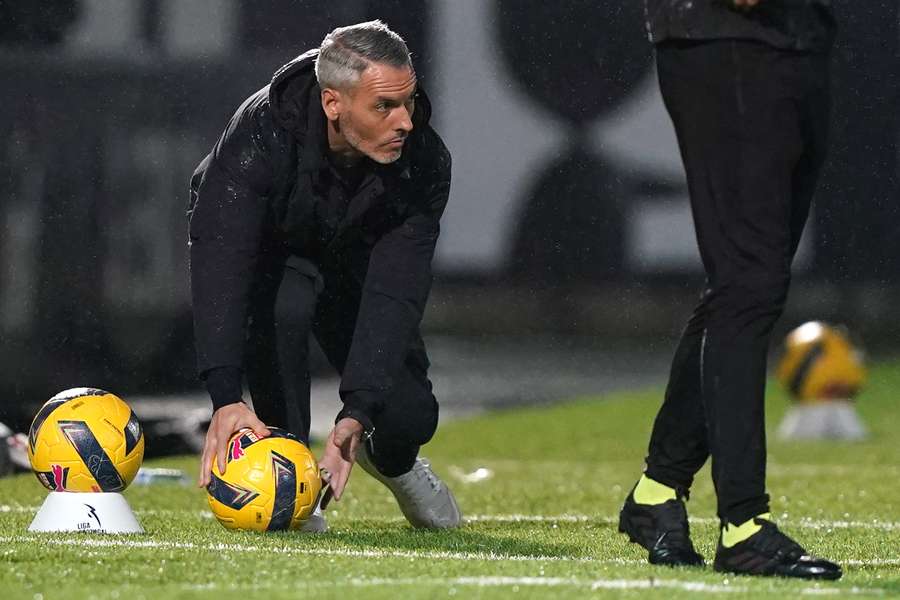 Carlos Vicens Carlos Vicens