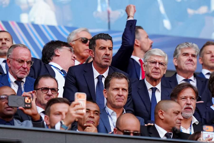 Figo criticou Infantino Figo criticou Infantino