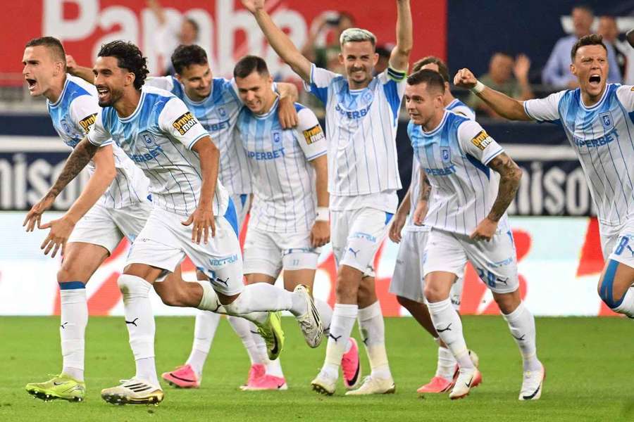 Spectacol în Bănie! Universitatea Craiova a făcut spectacol cu Petrolul
