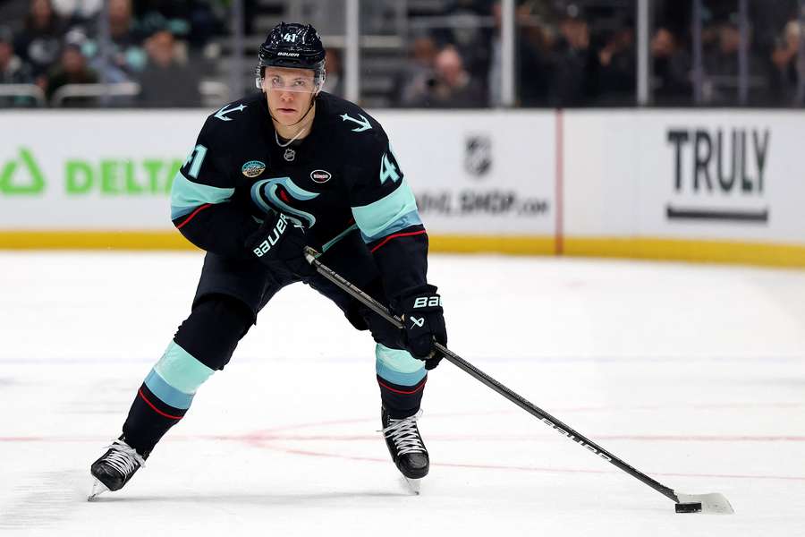 Ryker Evans skates with the puck (2025)