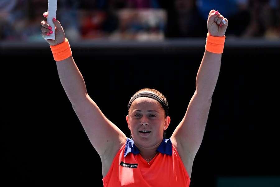 Campeã de Roland Garros em 2017, Ostapenko busca seu segundo título de Grand Slam