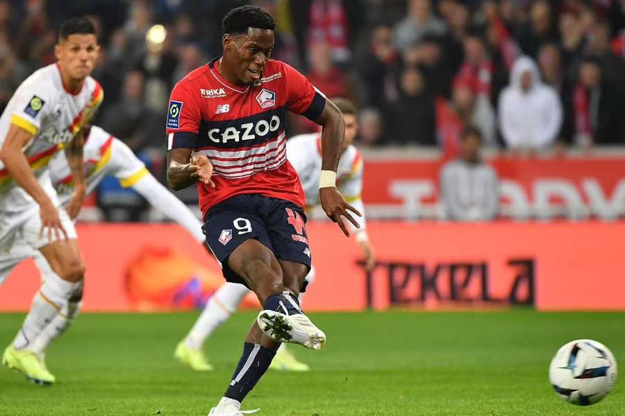 Lille vyhrálo sledované derby díky proměněné penaltě Jonathana Davida.