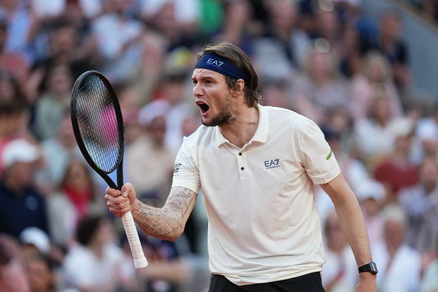 Roland Garros : Alexander Bublik éteint Jack Draper et rallie les 1/4 de  finale | Flashscore.fr