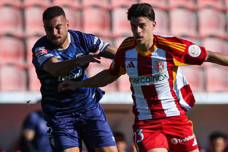 AFS tenta fugir à despromoção