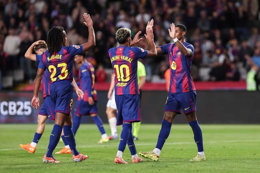 Barcelona si doma poradila s nováčikom.