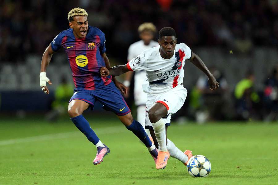 Nuno Mendes au duel avec Lamine Yamal.