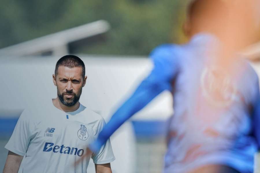 Francesco Farioli concedeu dois dias de folga ao plantel do FC Porto Francesco Farioli concedeu dois dias de folga ao plantel do FC Porto