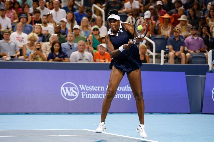 Legendární Venus Williamsová si zahraje na US Open. Legendární Venus Williamsová si zahraje na US Open.