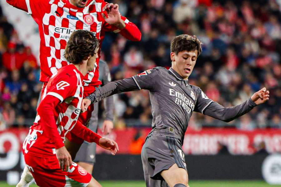 Guler precisa lidar com boa dose de pressão com a camisa do Real Madrid
