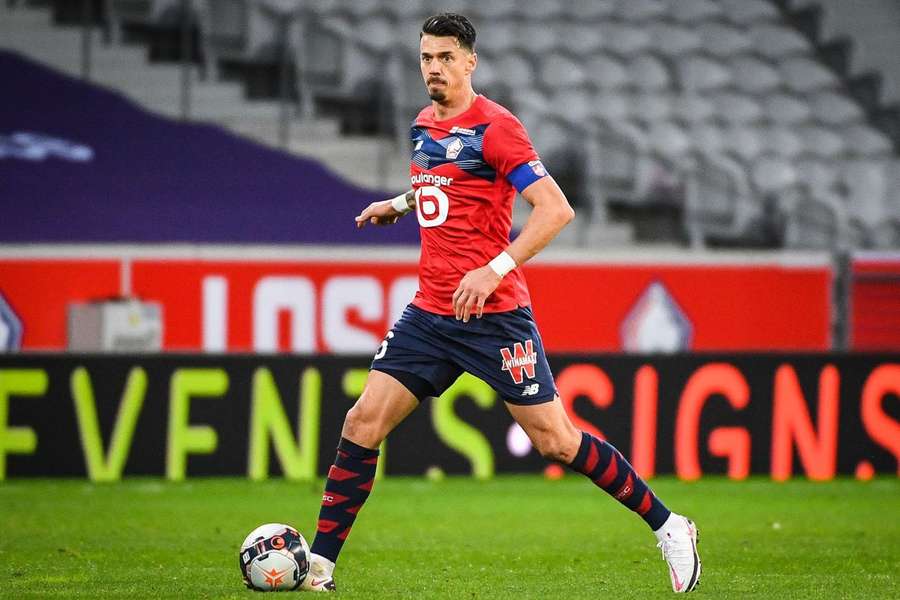 José Fonte est en fin de contrat avec Lille.