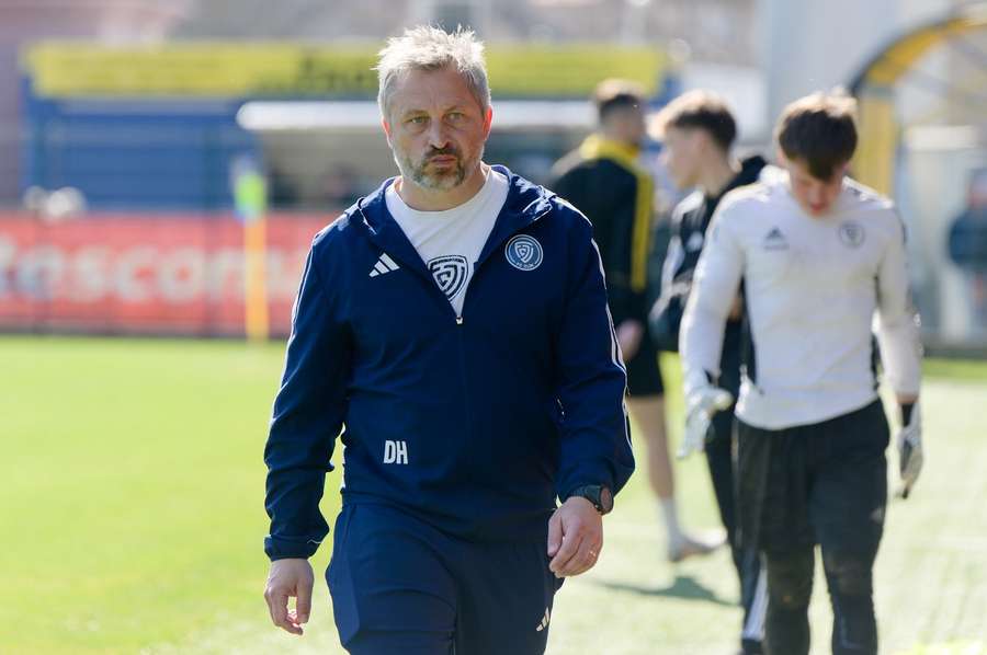 MSFL hýbe aféra kvůli spornému gólu. Skandál jako v devadesátkách, zlobí se Hubáček MSFL hýbe aféra kvůli spornému gólu. Skandál jako v devadesátkách, zlobí se Hubáček