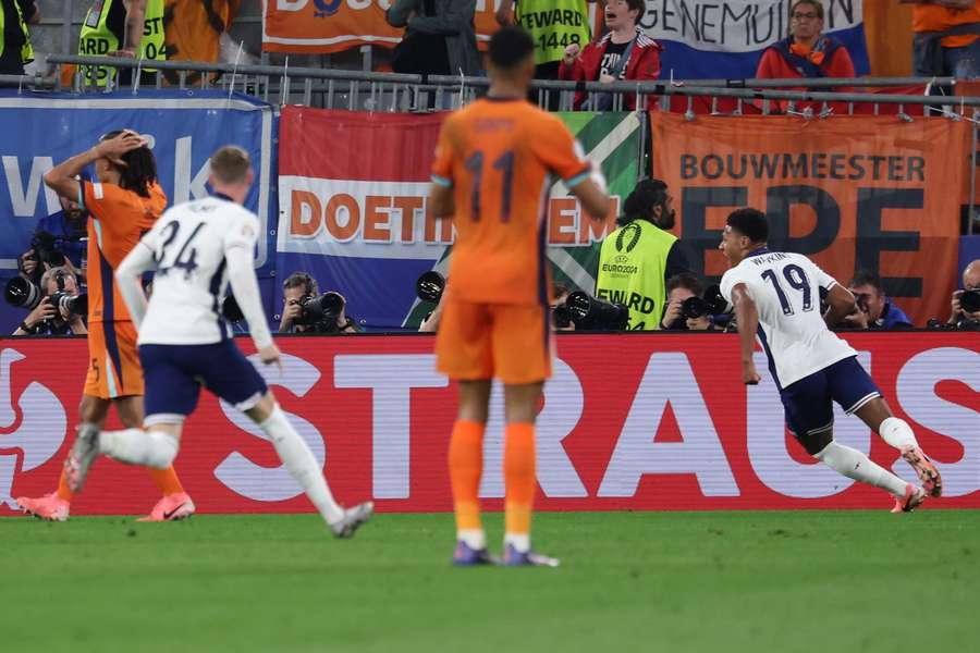 EM-Tracker: Ollie Watkins erlöste England in der ersten Minute der Nachspielzeit.