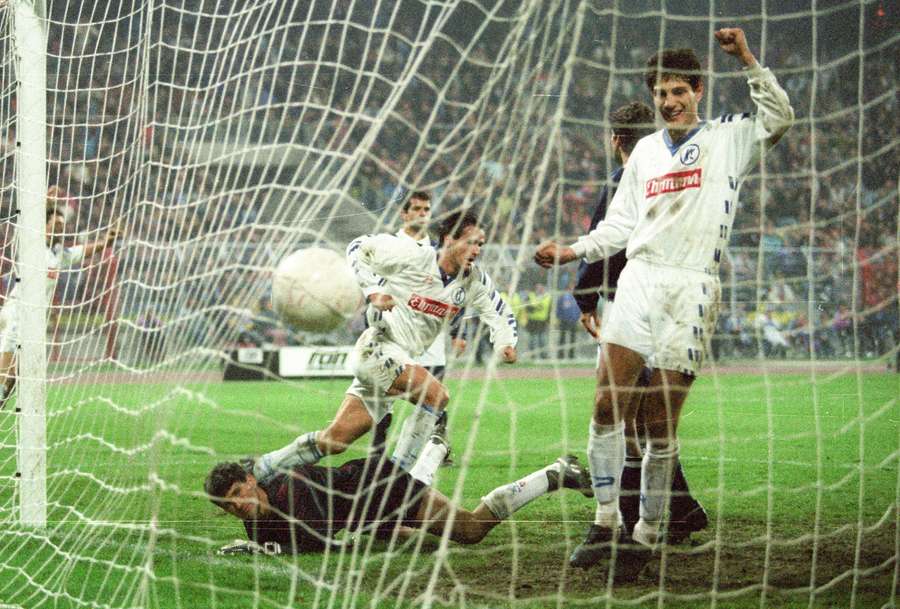 Sempere, en un partido ante el Karlsruher