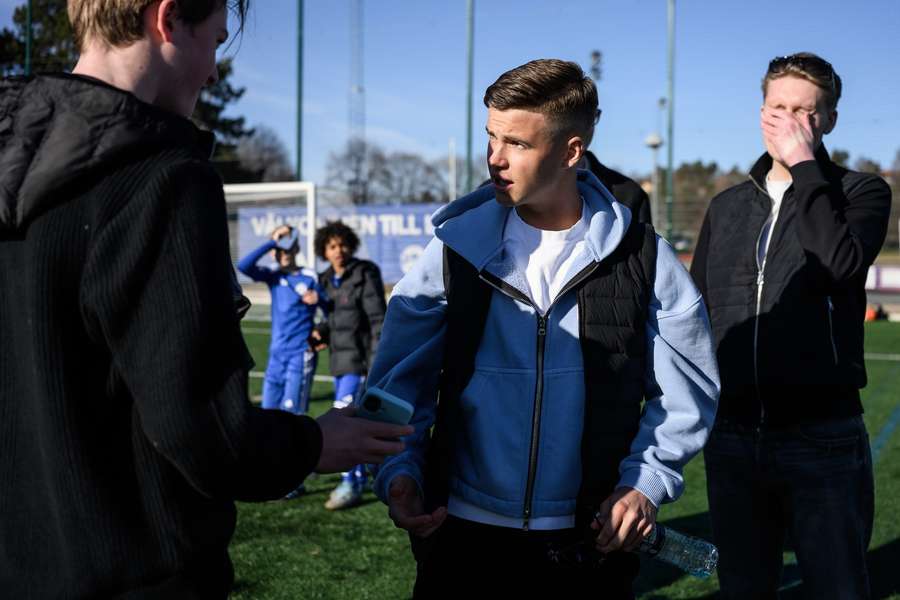 Samuel Dahl, lateral-esquerdo do Benfica