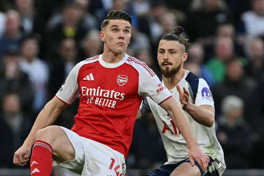 Viktor Gyokeres și Radu Drăgușin Viktor Gyokeres și Radu Drăgușin