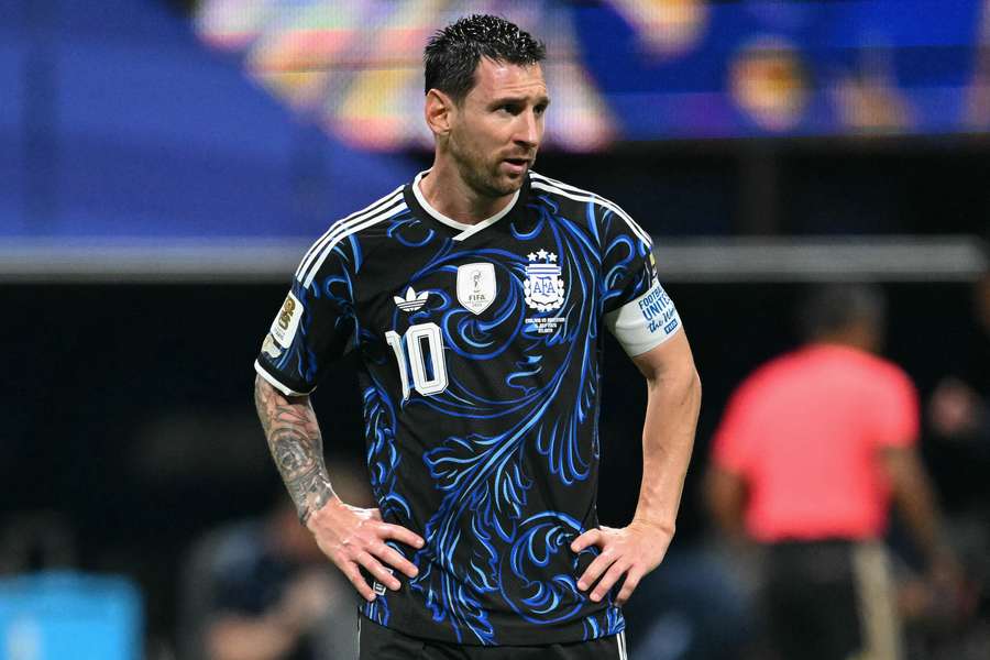 Com oito golos e quatro assistências na prova, Lionel Messi procura o segundo título mundial consecutivo da carreira