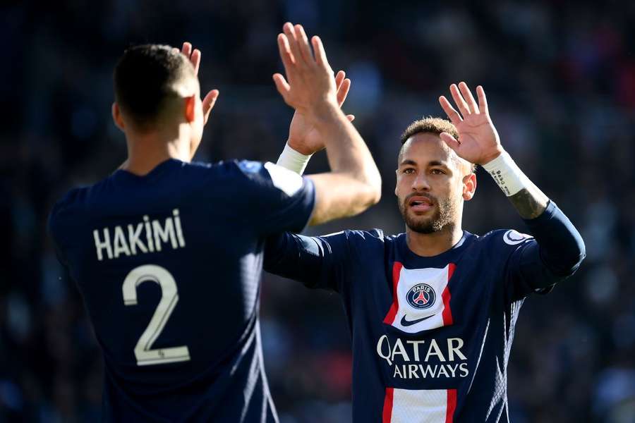 Ligue 1, goleada del PSG, Lille di misura. Kolasinac gela il Monaco al 98'