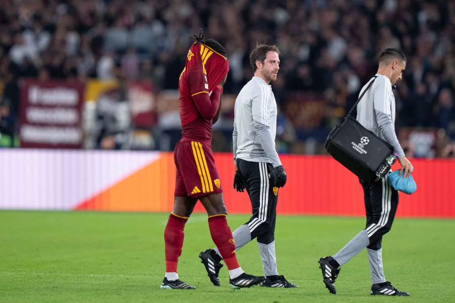 roper Kone' lesione primo grado, per Dybala affaticamento roper Kone' lesione primo grado, per Dybala affaticamento