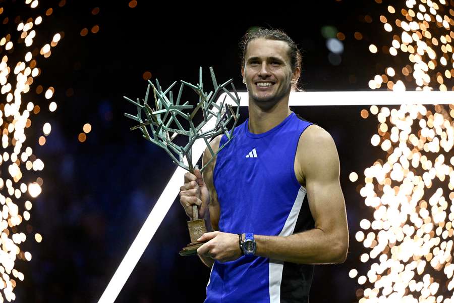 Alexander Zverev holte sich den Titel beim Paris-Masters.