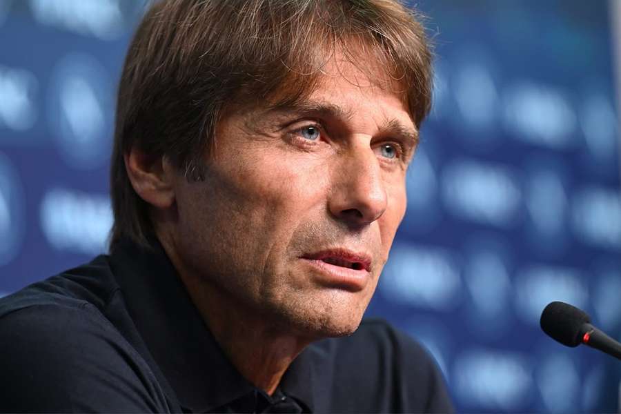 Antonio Conte reage a derrota do Napoli contra o Bologna Antonio Conte reage a derrota do Napoli contra o Bologna