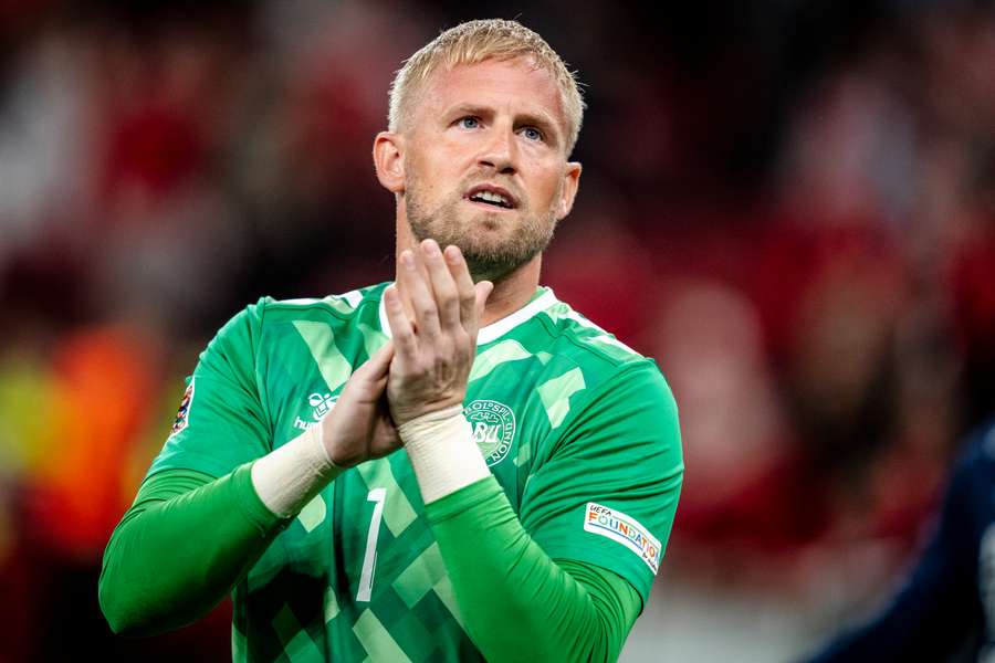 Kasper Schmeichel kan ryge på bænken.