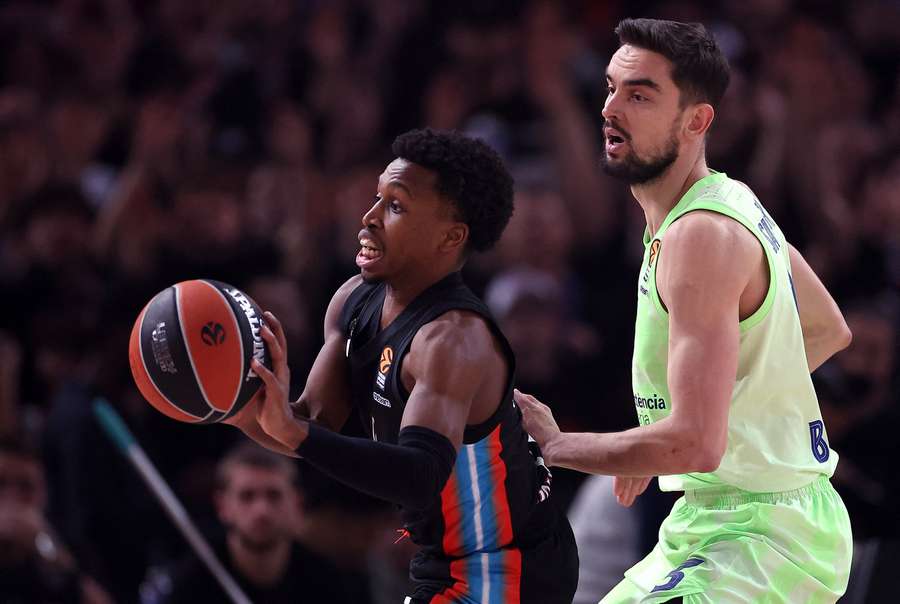TJ Shorts a été le meilleur marqueur pour Paris ce soir.