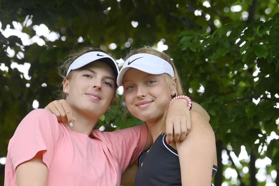 Linda (vlevo) a Brenda Fruhvirtovy jsou součástí nové vlny nastupujících českých tenistek.