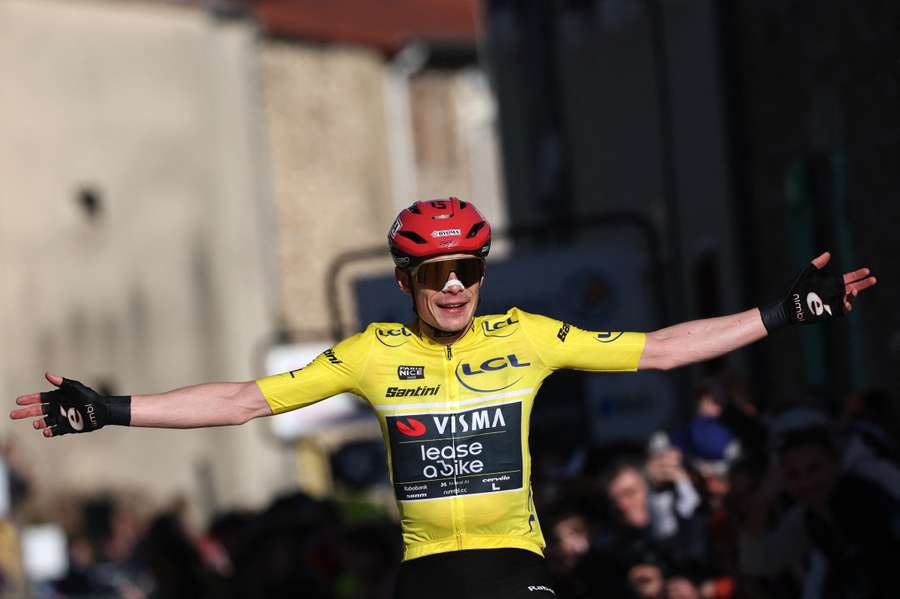Jonas Vingegaard ficou mais perto de vencer o Paris-Nice após quinta etapa