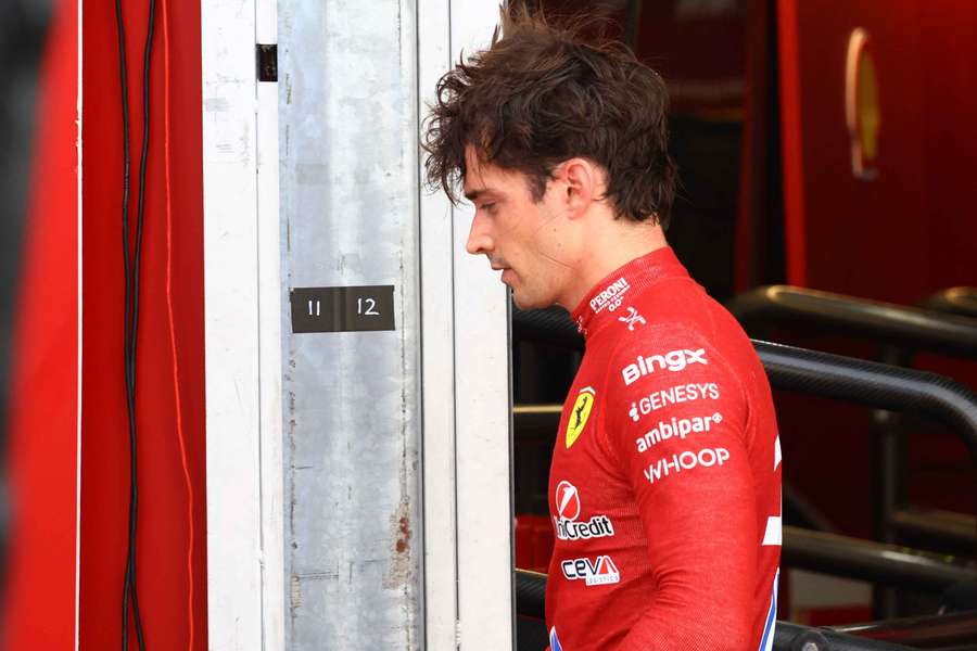 Charles Leclerc, juste après sa sortie au virage 19.