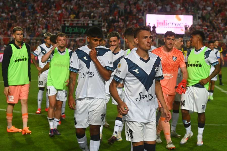 Los jugadores de Vélez quieren salir del campo festejando, no como en el partido ante el Santa Fe en el torneo Menotti