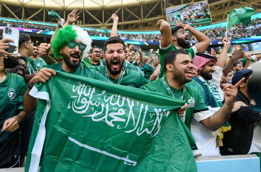 Rei saudita decreta feriado nacional após virada contra Argentina