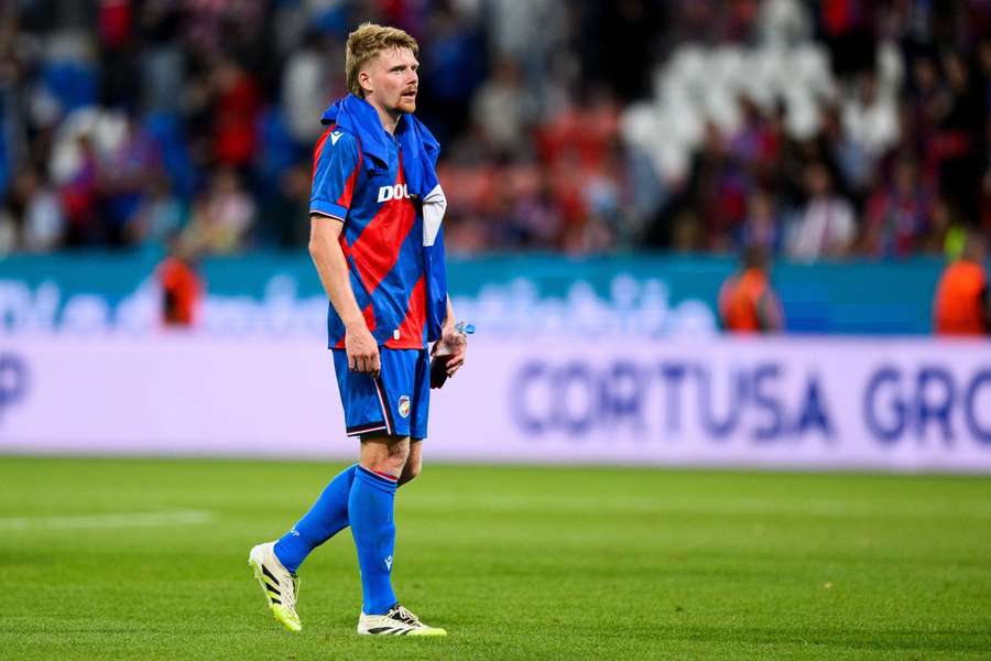 Přestup Pavla Šulce do Lyonu se finalizuje. Přestup Pavla Šulce do Lyonu se finalizuje.