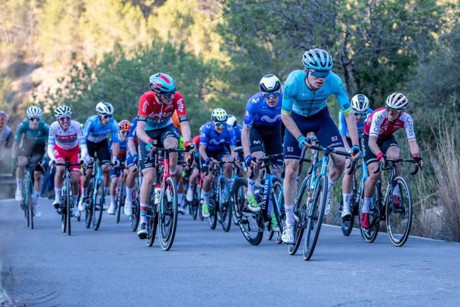 Anthon Charmig, her i udbrud i det spanske løb Ruta de la Céramica, skiftede før denne sæson til Astana Qazaqstan Team.