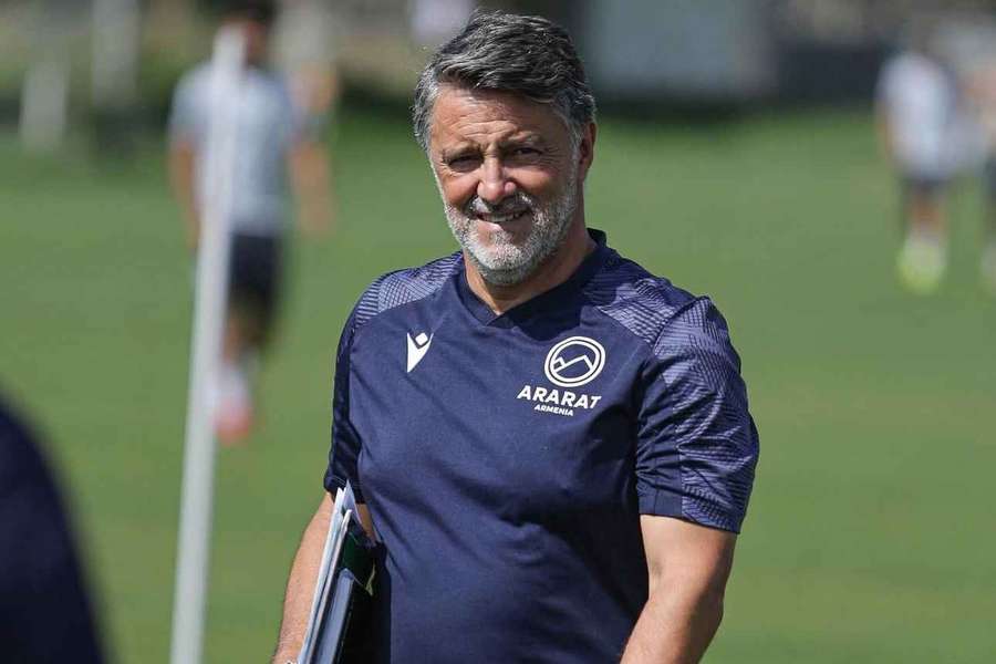 Manuel Tulipa, treinador do Ararat-Armenia