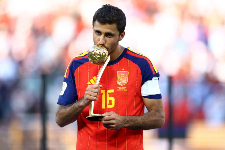 Accord de principe entre le FC Barcelone et Manchester City pour le transfert de Rodri Accord de principe entre le FC Barcelone et Manchester City pour le transfert de Rodri
