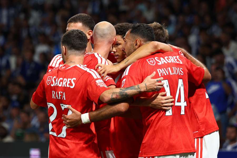 Benfica apresenta saldo positivo de 488 milhões de euros Benfica apresenta saldo positivo de 488 milhões de euros
