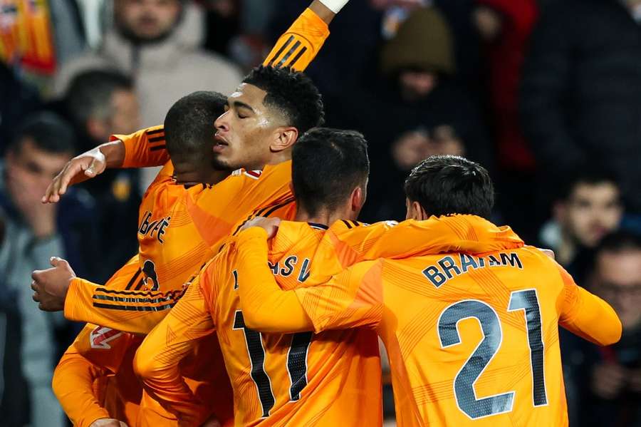 Bellingham se redimiu em Valencia 1x2 Real Madrid