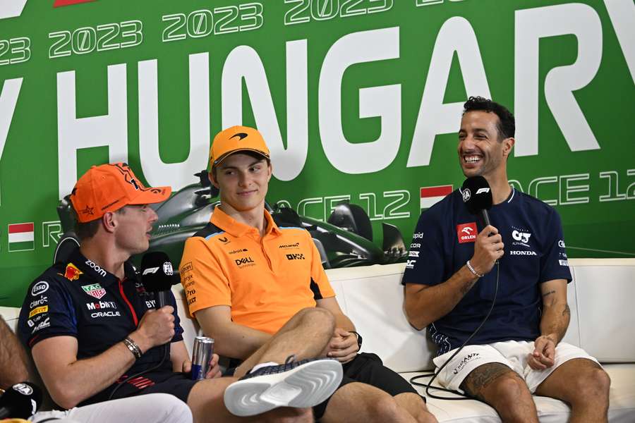 Daniel Ricciardo (rechts) und Max Verstappen (links): Eine Fahrerpaarung für das nächste Jahr?