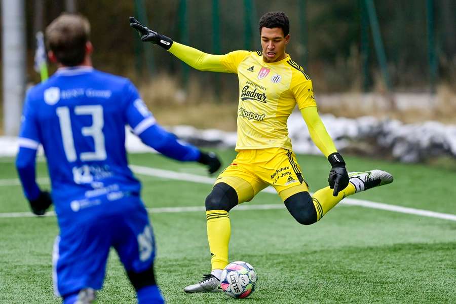 Zbrojovka řeší post gólmana. Ve hře přesun reprezentanta z řad druholigového rivala
