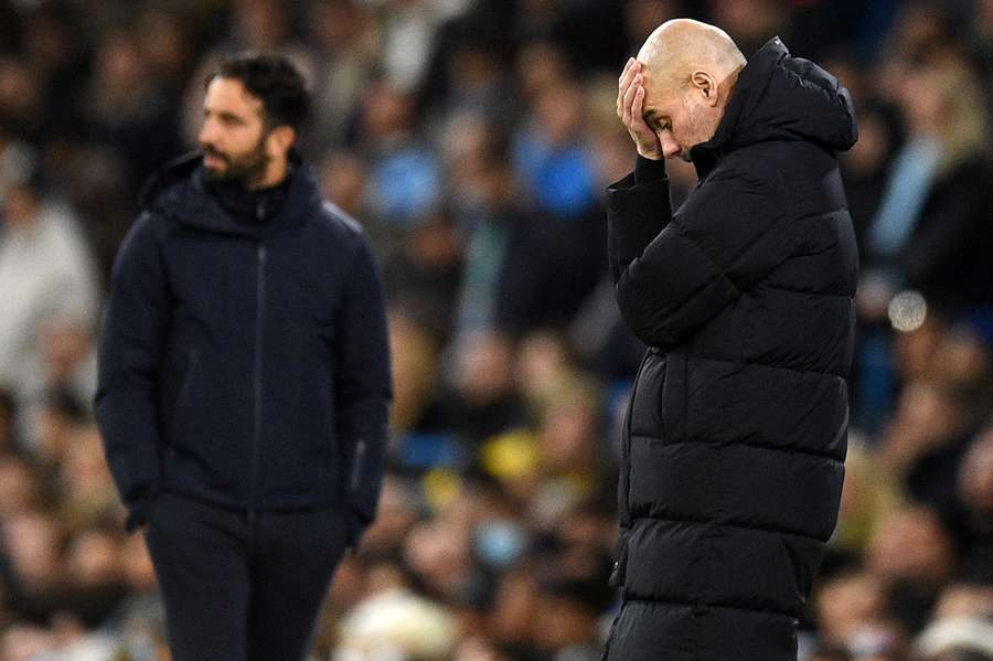 Un derbi de Mánchester entre dos equipos en situación crítica