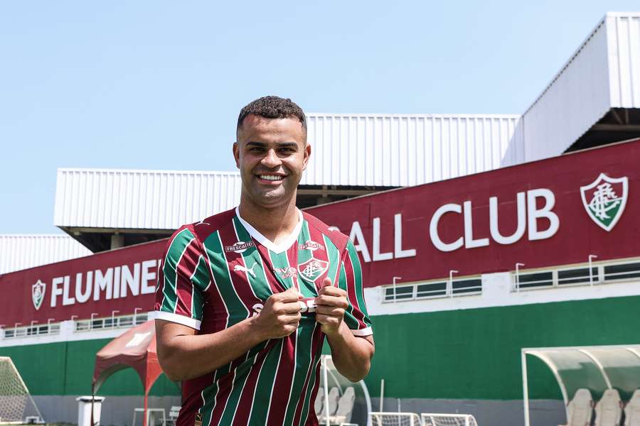 Alisson é o novo camisa 25 do Fluminense