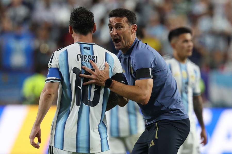 Contrato de Scaloni com a Argentina vai até o fim deste ano Contrato de Scaloni com a Argentina vai até o fim deste ano