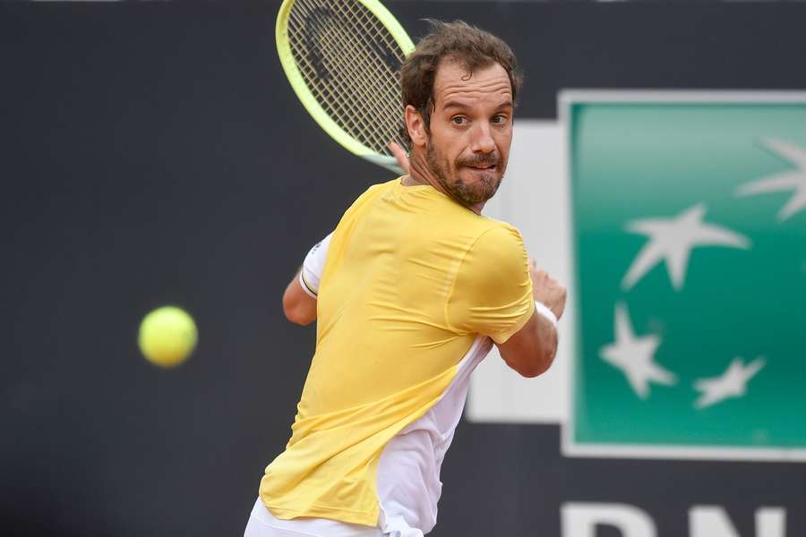 Défait en trois manches, Gasquet dit au revoir à Rome au premier tour. 